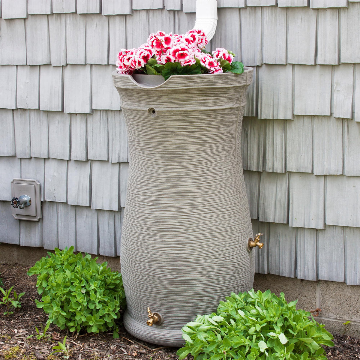 50-Gallon Rain Saver Barrel with 2 Brass Spigots and Screen L29960